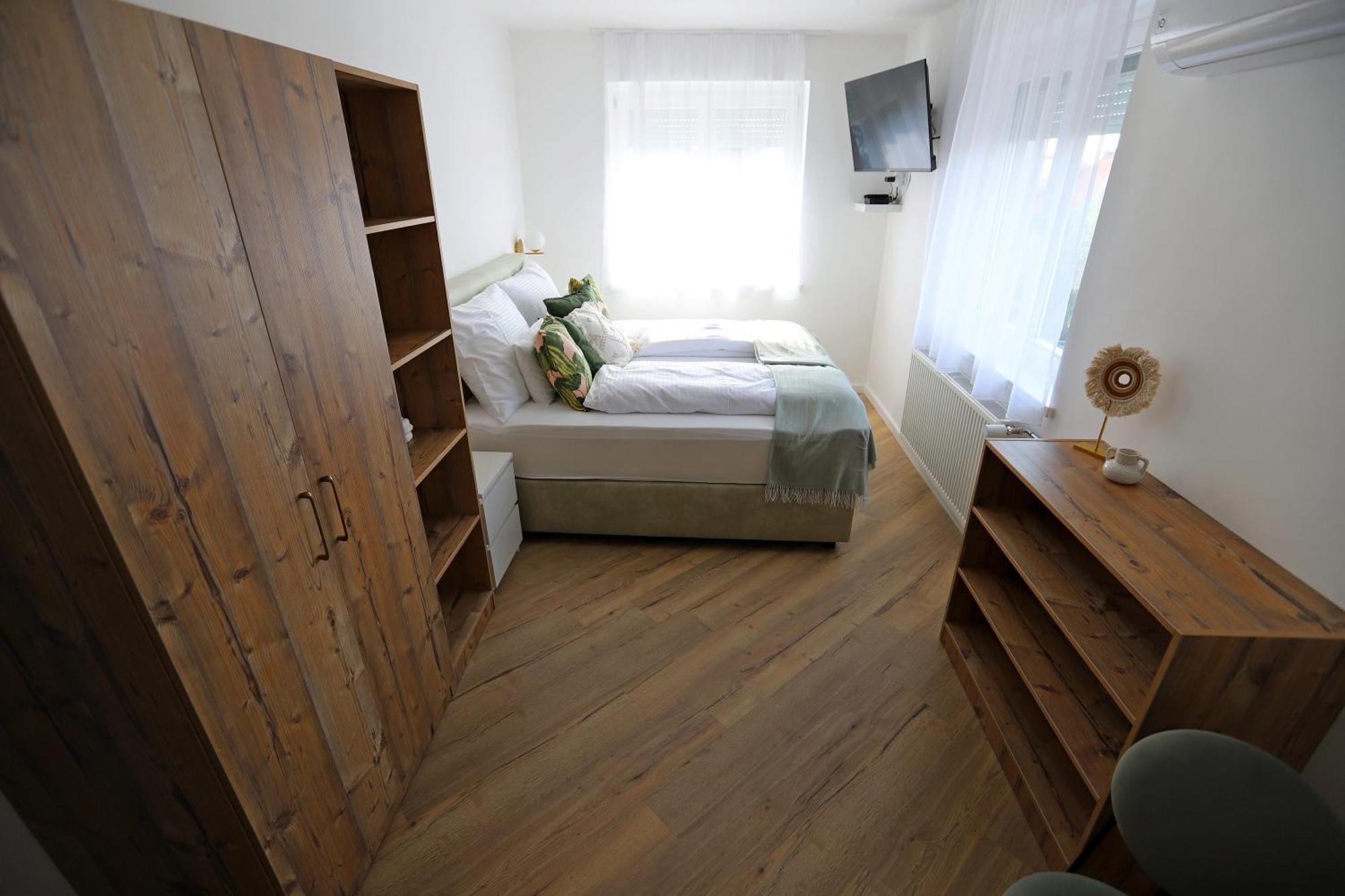 אגר Natali Apartmanhaz מראה חיצוני תמונה